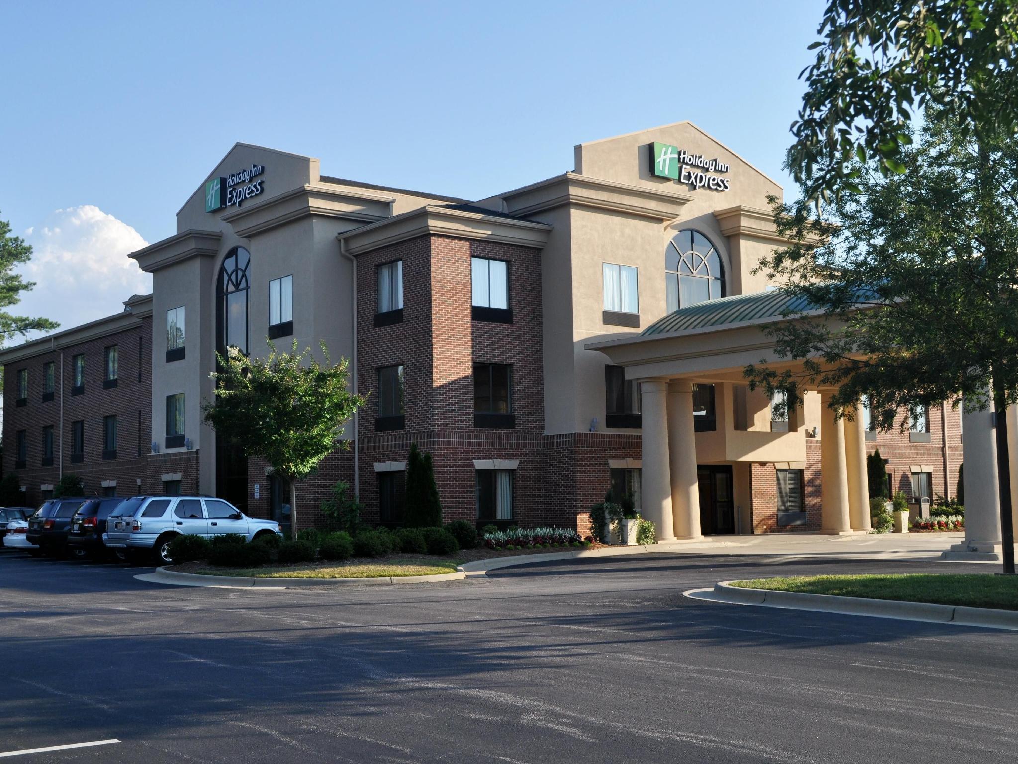 Holiday Inn Express Hotel & Suites Raleigh North - Wake Forest By Ihg Buitenkant foto
